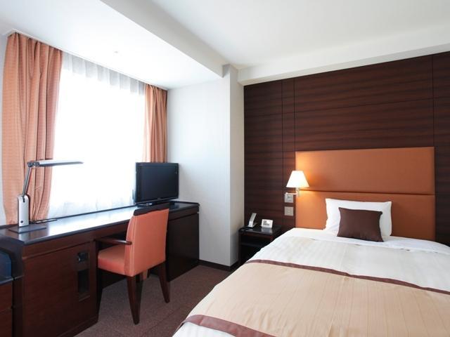 Hotel Metropolitan Такасаки Экстерьер фото
