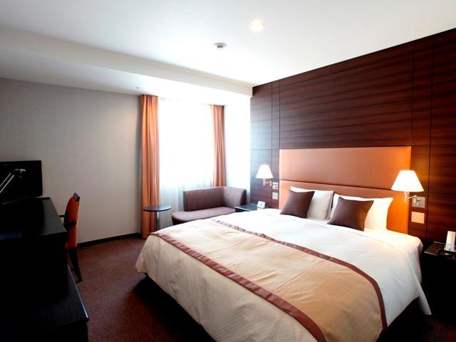 Hotel Metropolitan Такасаки Экстерьер фото