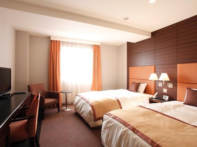 Hotel Metropolitan Такасаки Экстерьер фото