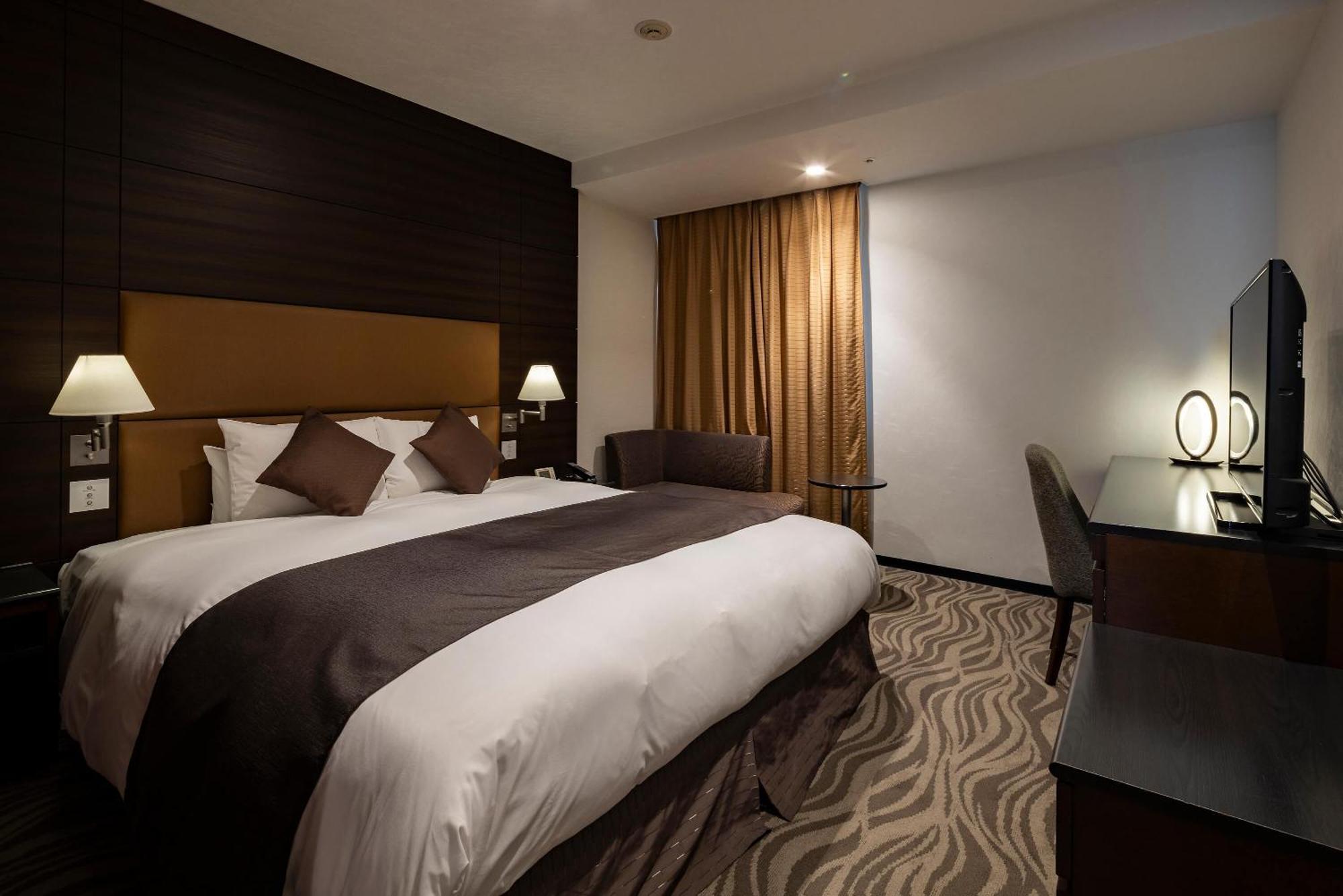 Hotel Metropolitan Такасаки Экстерьер фото