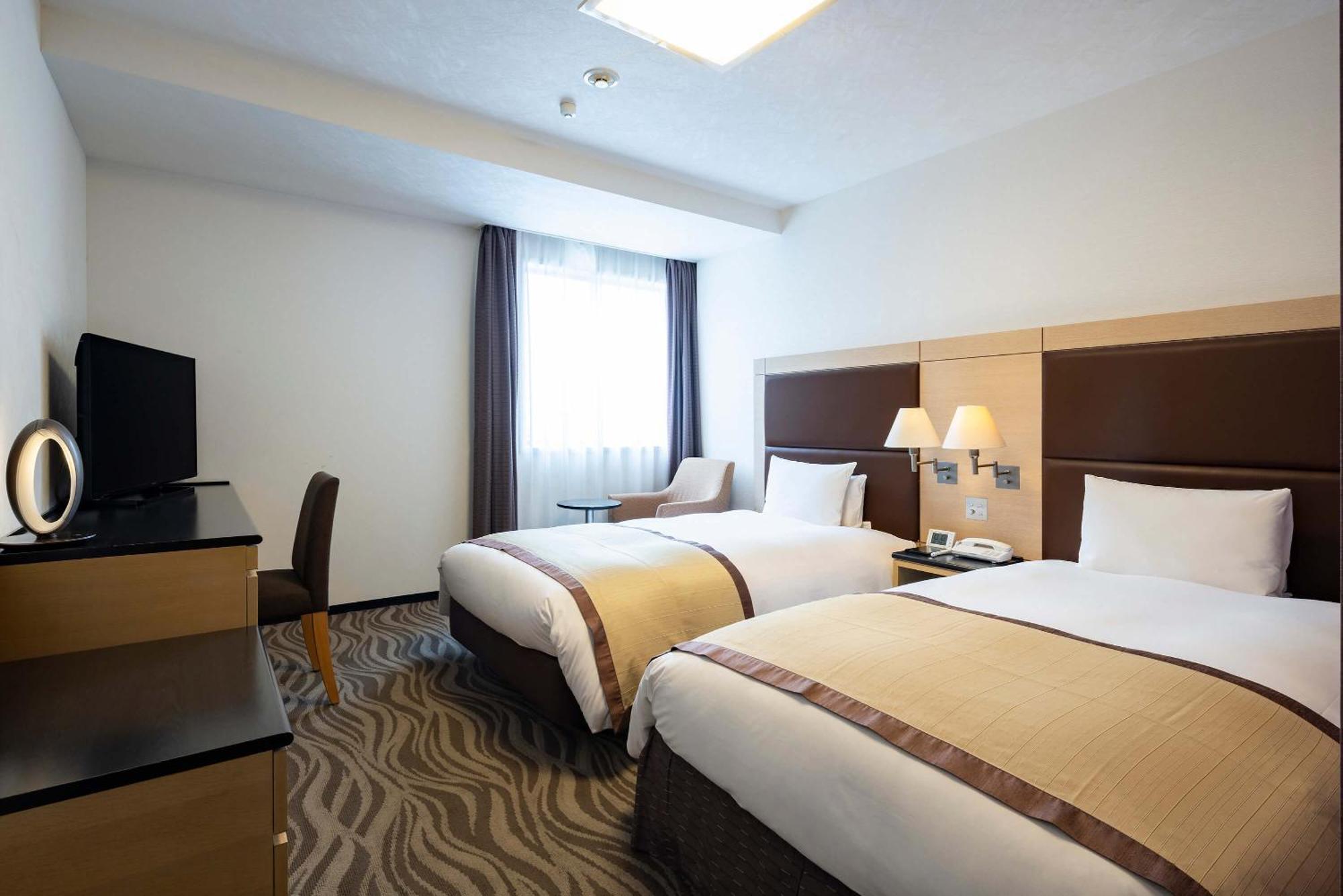 Hotel Metropolitan Такасаки Экстерьер фото