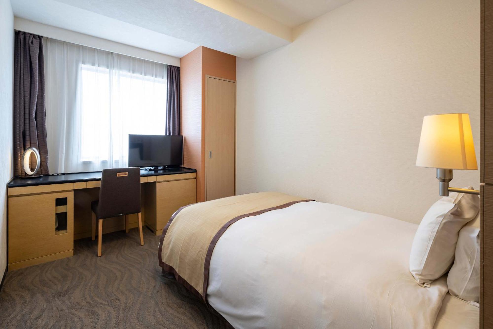 Hotel Metropolitan Такасаки Экстерьер фото