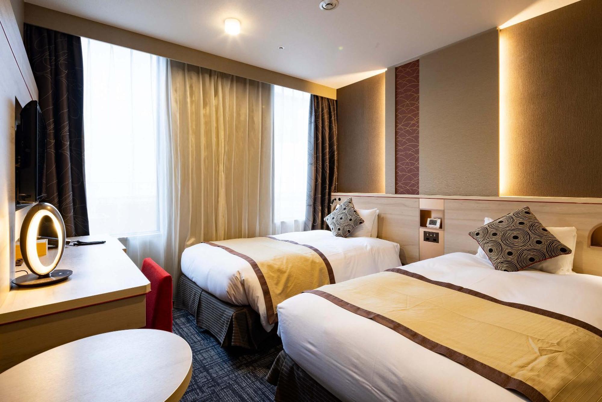 Hotel Metropolitan Такасаки Экстерьер фото